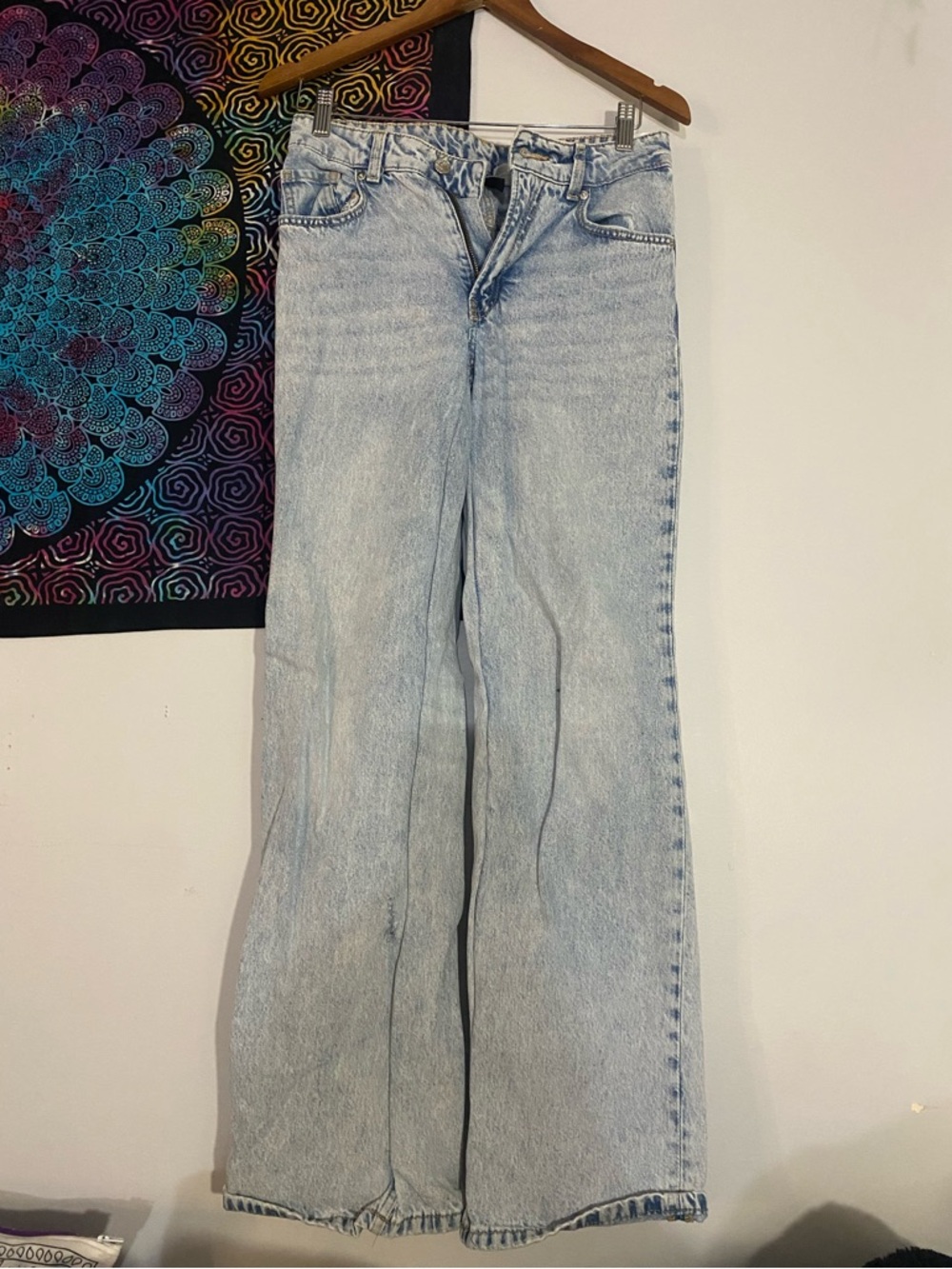 Light wash low rise baggy H&M jeans